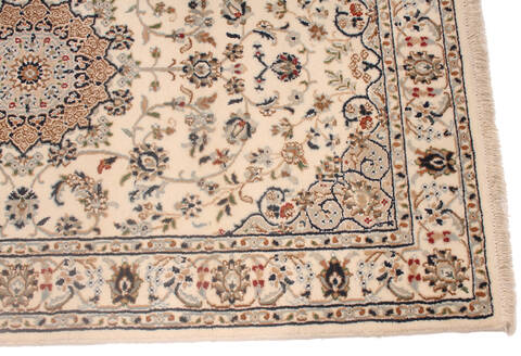 Nain Beige Hand Knotted 53 X 31 Area Rug 254-146893 Image 2