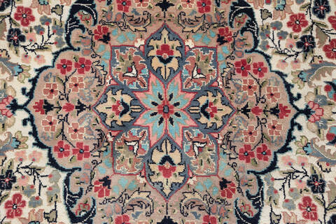 Pak-Persian Beige Hand Knotted 70 X 911 Area Rug 700-146916 Image 4