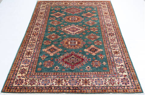 Kazak Green Hand Knotted 55 X 83 Area Rug 700-146974 Image 1