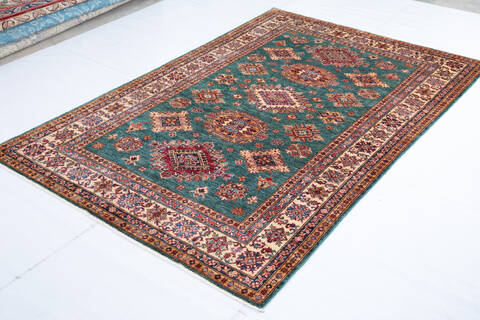 Kazak Green Hand Knotted 55 X 83 Area Rug 700-146974 Image 2