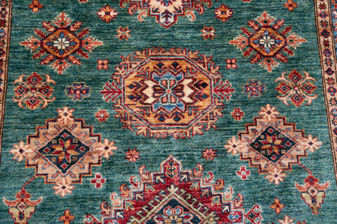 Kazak Green Hand Knotted 55 X 83 Area Rug 700-146974 Image 5