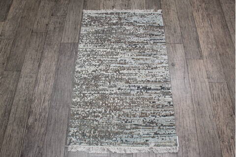 Jaipur Grey Hand Knotted 20 X 30 Area Rug 124-146985 Image 0