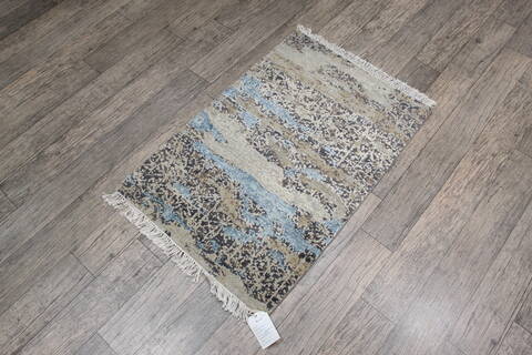 Jaipur Grey Hand Knotted 20 X 30 Area Rug 124-146986 Image 2