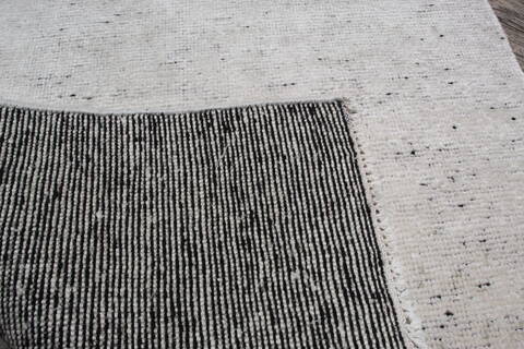 Jaipur White Hand Knotted 20 X 30 Area Rug 905-146992 Image 6