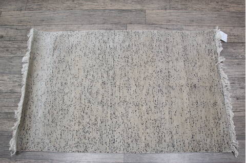Jaipur White Runner Hand Knotted 26 X 40 Area Rug 124-146994 Image 3