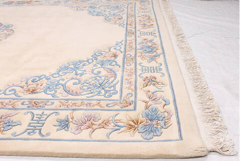 Asian Inspired Beige Hand Knotted 90 X 120 Area Rug 254-147018 Image 4