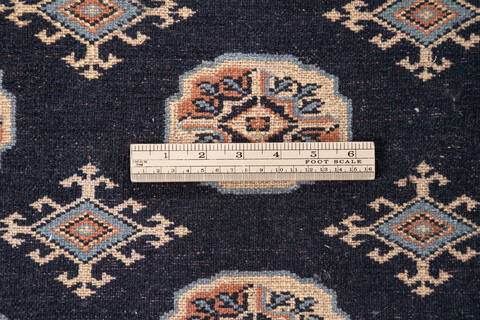 Bokhara Black Hand Knotted 41 X 66 Area Rug 700-147121 Image 6