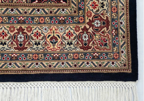 Pak-Persian Black Hand Knotted 46 X 73 Area Rug 700-147125 Image 3