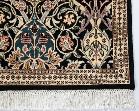 Pak-Persian Black Runner Hand Knotted 26 X 102 Area Rug 700-147128 Image 3