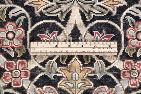 Pak-Persian Black Runner Hand Knotted 26 X 102 Area Rug 700-147128 Image 6