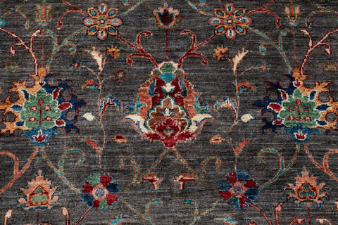 Chobi Grey Hand Knotted 82 X 101 Area Rug 700-147132 Image 4