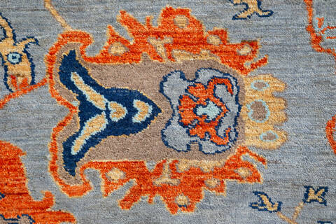 Chobi Grey Hand Knotted 80 X 104 Area Rug 700-147136 Image 4