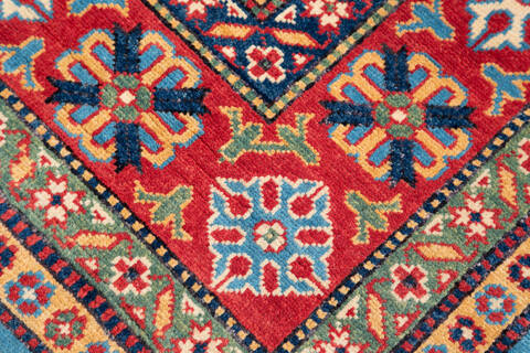 Kazak Blue Hand Knotted 66 X 98 Area Rug 700-147139 Image 4