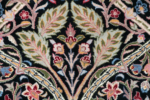 Pak-Persian Black Hand Knotted 82 X 102 Area Rug 700-147140 Image 5