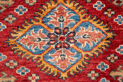 Kazak Red Hand Knotted 41 X 57 Area Rug 700-147141 Image 5