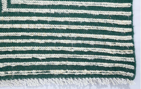 Kilim Green Hand Knotted 40 X 62 Area Rug 700-147144 Image 3