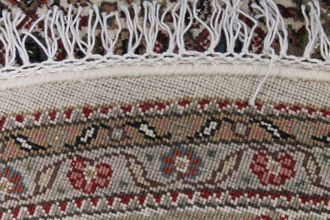 Nain White Round Hand Knotted 50 X 50 Area Rug 254-147152 Image 3
