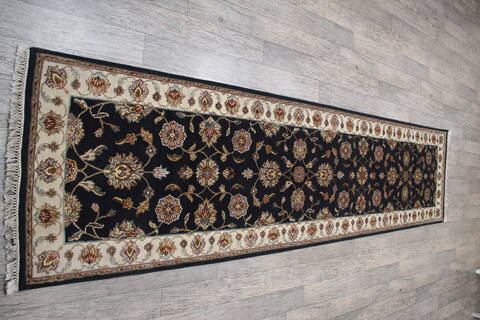 Jaipur Black Runner Hand Knotted 26 X 101 Area Rug 905-147196 Image 4