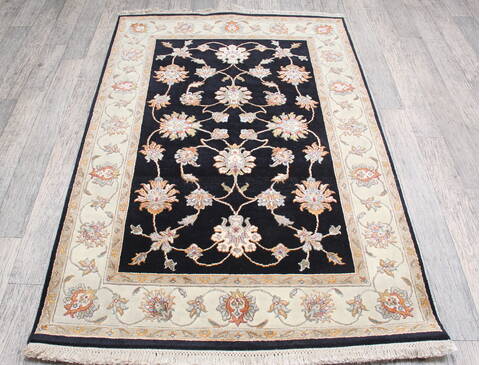 Jaipur Black Hand Knotted 40 X 511 Area Rug 905-147207 Image 1