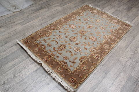 Jaipur Grey Hand Knotted 40 X 60 Area Rug 905-147211 Image 3