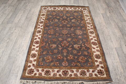 Jaipur Grey Hand Knotted 40 X 62 Area Rug 905-147214 Image 4