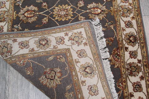 Jaipur Grey Hand Knotted 30 X 50 Area Rug 905-147226 Image 7
