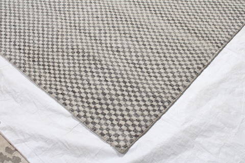Moroccan Grey Hand Knotted 90 X 60 Area Rug 301-147231 Image 4