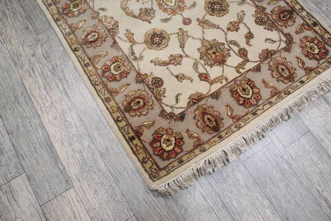 Jaipur White Hand Knotted 210 X 51 Area Rug 905-147240 Image 2