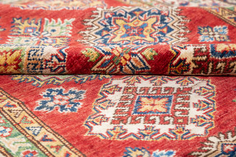 Kazak Red Hand Knotted 50 X 611 Area Rug 700-147248 Image 4