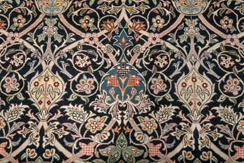 Pak-Persian Black Hand Knotted 90 X 120 Area Rug 700-147298 Image 6