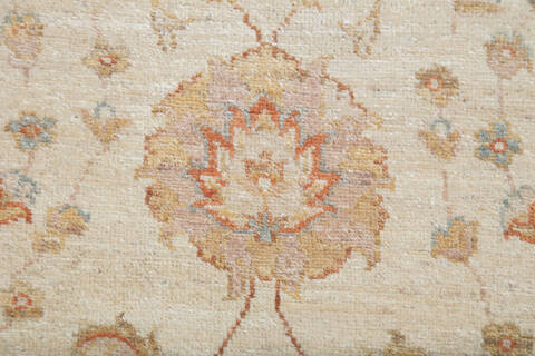 Chobi Beige Hand Knotted 57 X 710 Area Rug 700-147299 Image 3