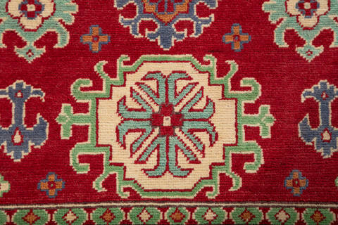 Kazak Red Hand Knotted 33 X 411 Area Rug 700-147313 Image 4