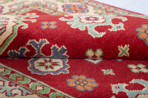 Kazak Red Hand Knotted 33 X 411 Area Rug 700-147313 Image 6
