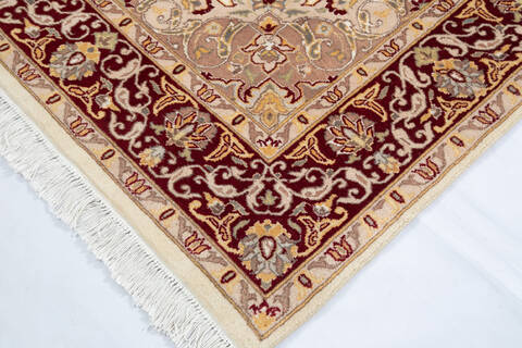 Pak-Persian Beige Hand Knotted 57 X 84 Area Rug 700-147317 Image 5