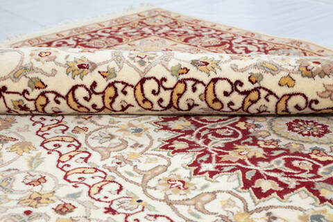 Pak-Persian Beige Hand Knotted 57 X 84 Area Rug 700-147317 Image 6