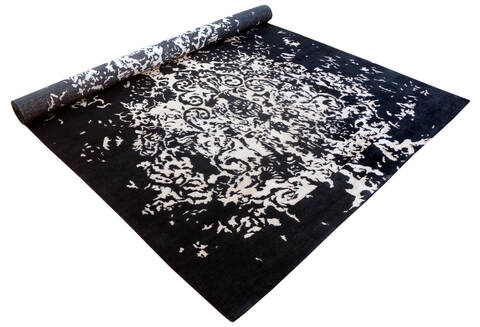 Modern Blue Hand Knotted 66 X 99 Area Rug 902-147333 Image 3