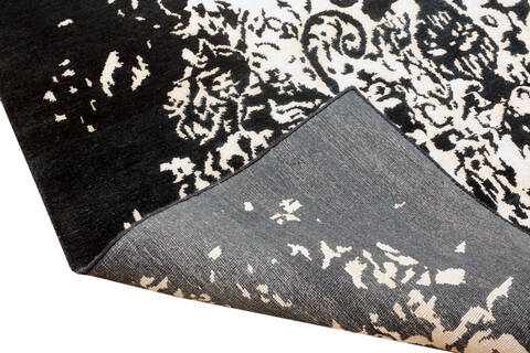 Modern Blue Hand Knotted 66 X 99 Area Rug 902-147333 Image 4