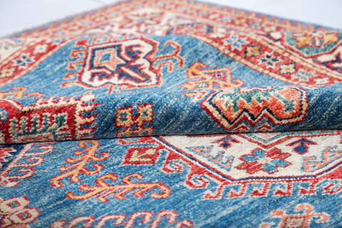 Kazak Blue Hand Knotted 50 X 69 Area Rug 700-147351 Image 6