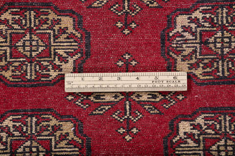 Bokhara Red Hand Knotted 48 X 65 Area Rug 700-147366 Image 7