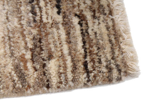Gabbeh Beige Hand Knotted 32 X 411 Area Rug 254-147402 Image 2