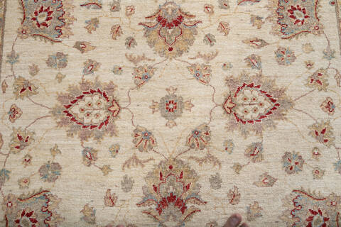 Chobi Beige Hand Knotted 59 X 80 Area Rug 700-147423 Image 6