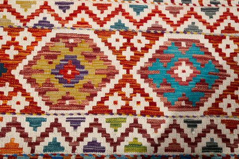 Kilim Multicolor Hand Knotted 57 X 83 Area Rug 700-147441 Image 4