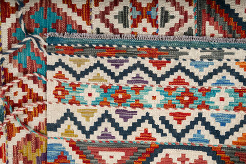 Kilim Multicolor Hand Knotted 57 X 83 Area Rug 700-147441 Image 5