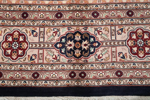 Pak-Persian Blue Hand Knotted 90 X 120 Area Rug 700-147455 Image 5