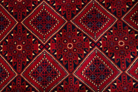 Khan Mohammadi Red Hand Knotted 103 X 139 Area Rug 700-147458 Image 3