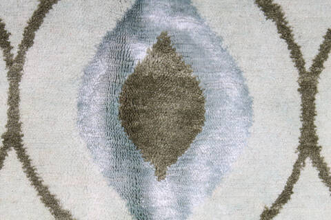 Modern-Contemporary Green Hand Knotted 99 X 140 Area Rug 254-147462 Image 2