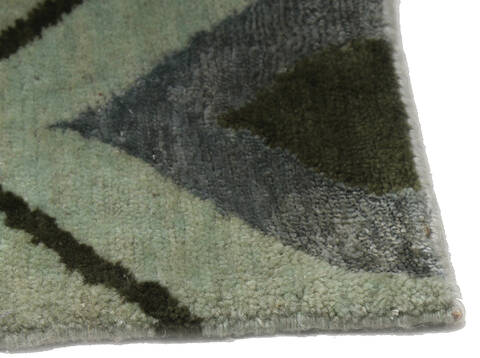 Modern-Contemporary Green Hand Knotted 99 X 140 Area Rug 254-147462 Image 4