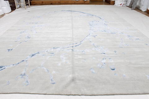 Modern-Contemporary Grey Hand Knotted 103 X 135 Area Rug 254-147464 Image 3