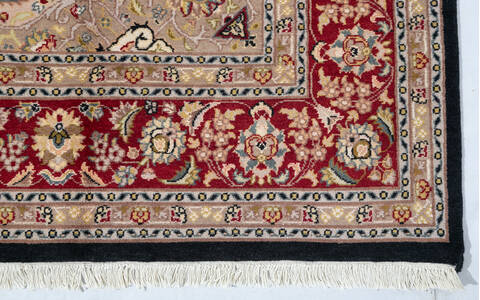 Pak-Persian Black Hand Knotted 60 X 94 Area Rug 700-147466 Image 5