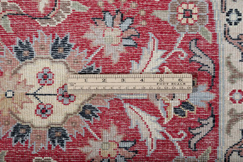 Pak-Persian Red Round Hand Knotted 50 X 50 Area Rug 700-147472 Image 6
